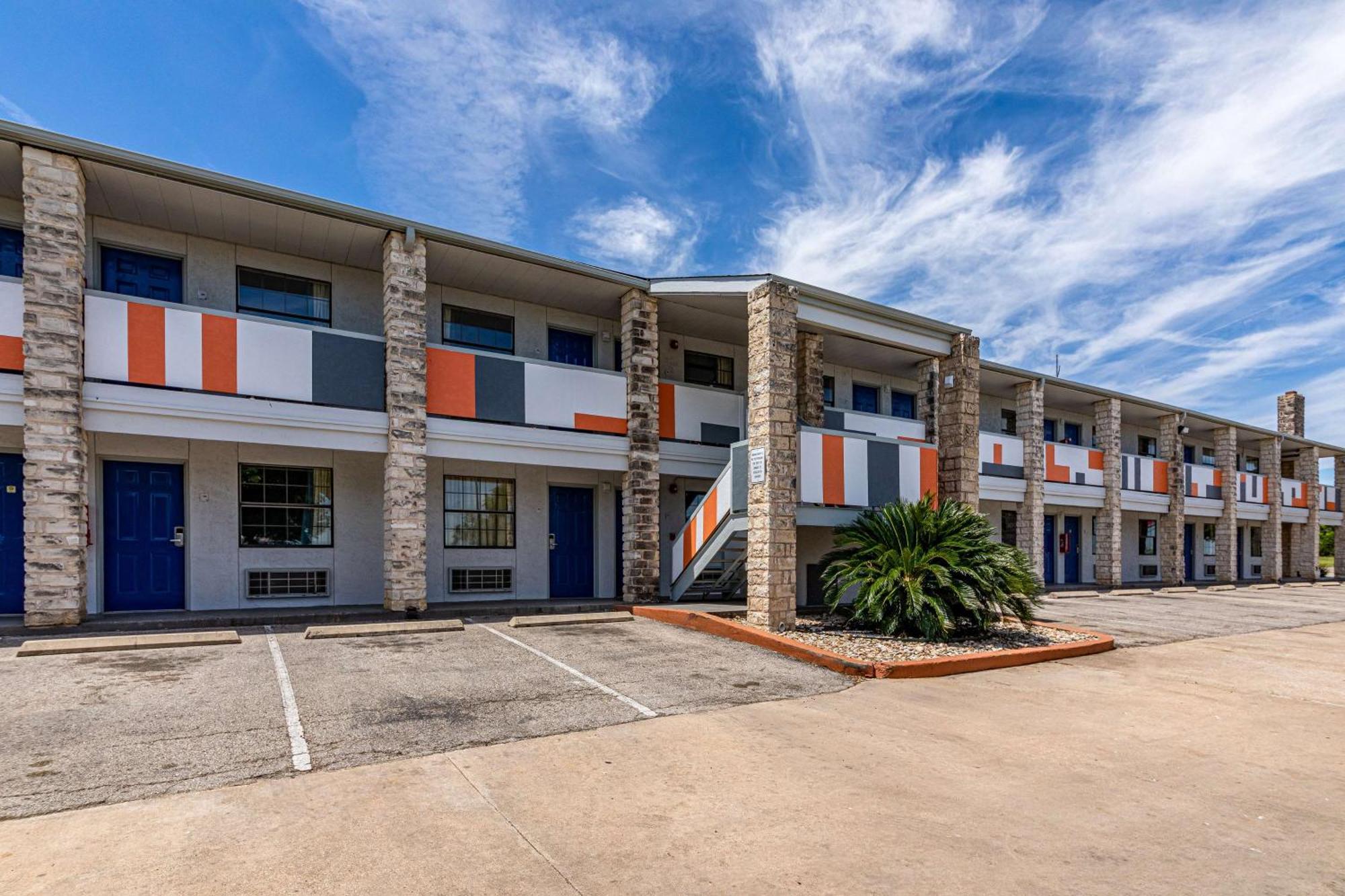 Motel 6-Georgetown, Tx ภายนอก รูปภาพ